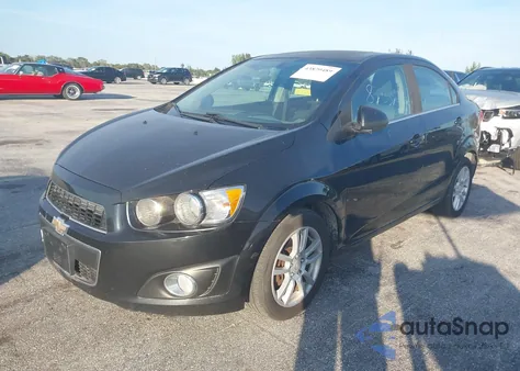 2016 Chevrolet Sonic Lt Auto из США, поврежденный, VIN 1G1JC5SG5G4116695